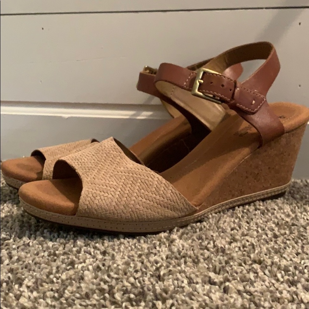 Clark’s Wedges